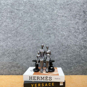 Couple Table Sculpture (AR ELE 08) (AR ELE 08)